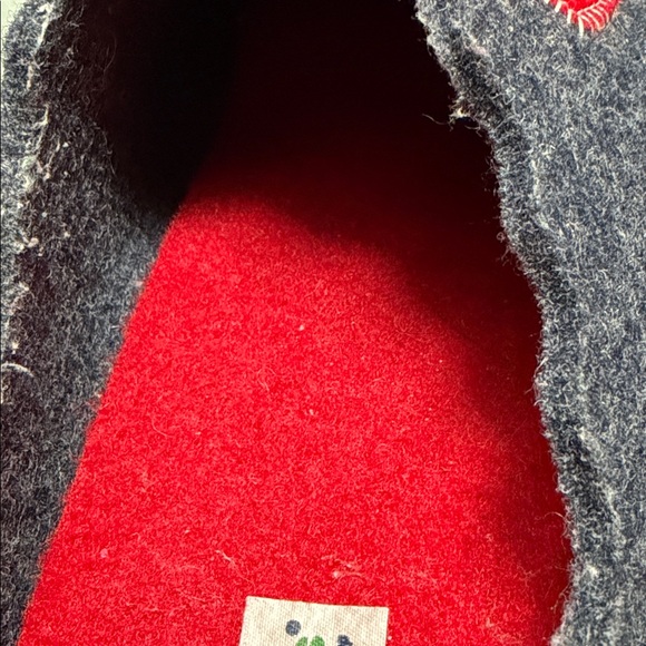 Haflinger Blue and Red Embroidered Slippers Sz 41 good condition only worn few X - Picture 5 of 5